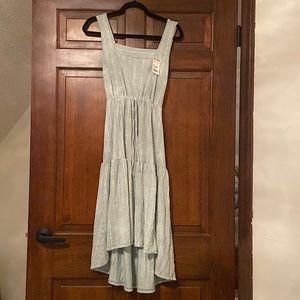 Caution to the wind, summer dress